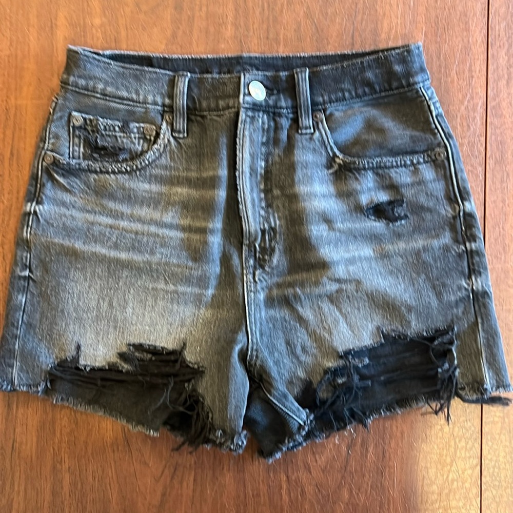 American Eagle ripped/distressed black stretch denim shorts. Size 2
